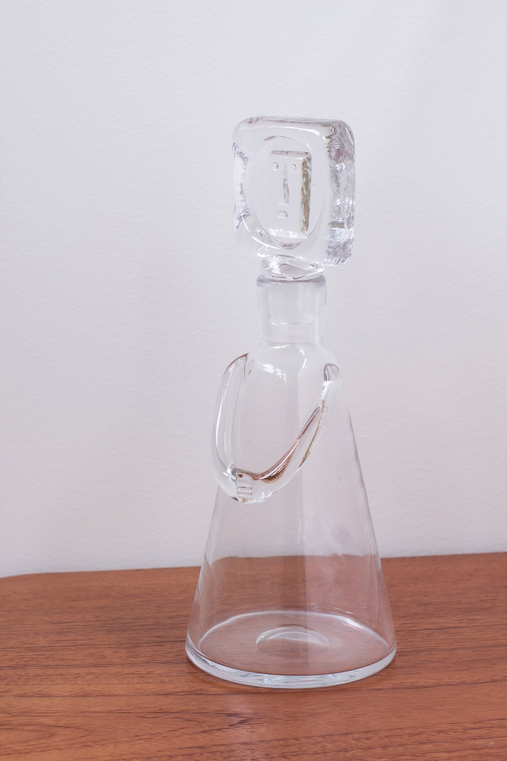 "People" decanter by Erik Höglund