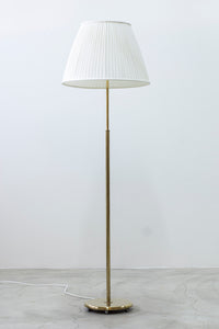 Floor lamp 15698 by Harald Elof Notini