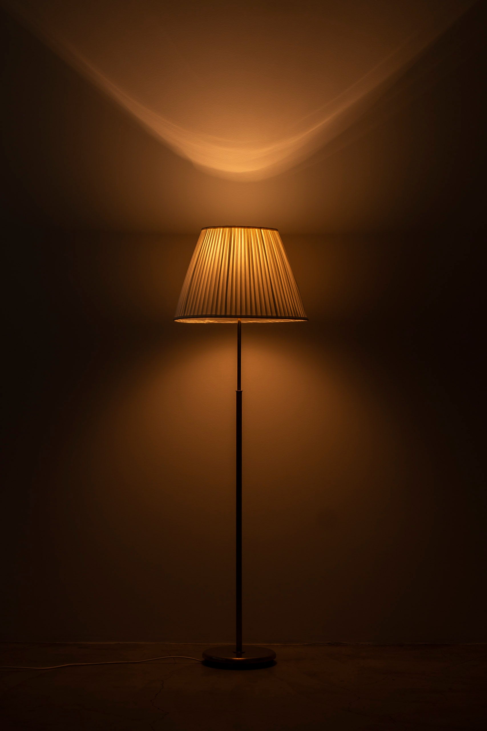 Floor lamp 15698 by Harald Elof Notini