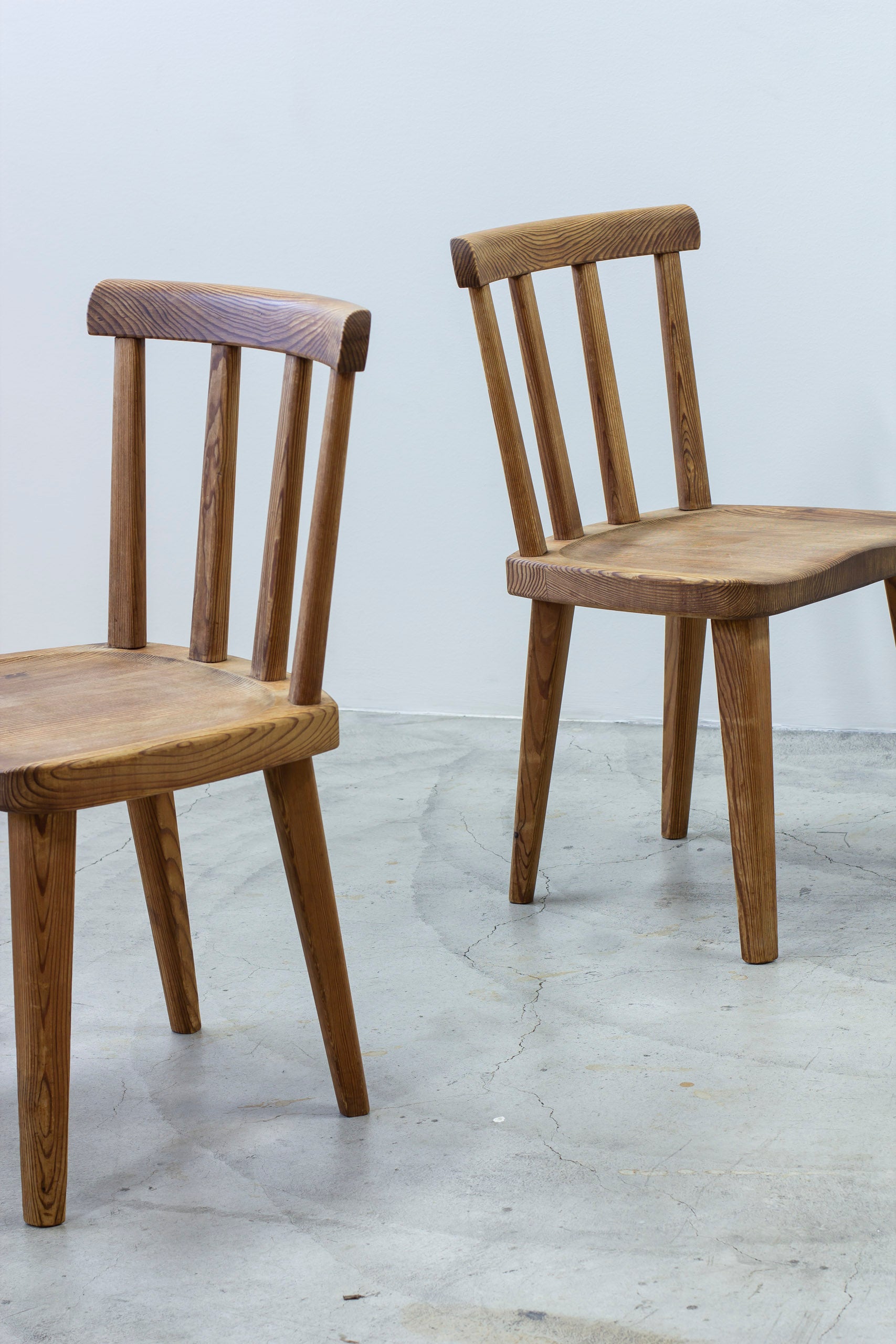 "Utö" chairs by Axel Einar Hjorth