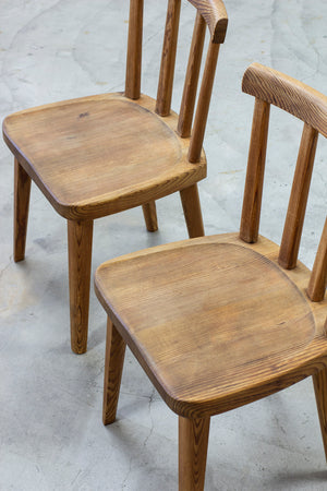 "Utö" chairs by Axel Einar Hjorth