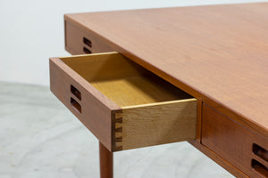 Desk by Nanna Ditzel