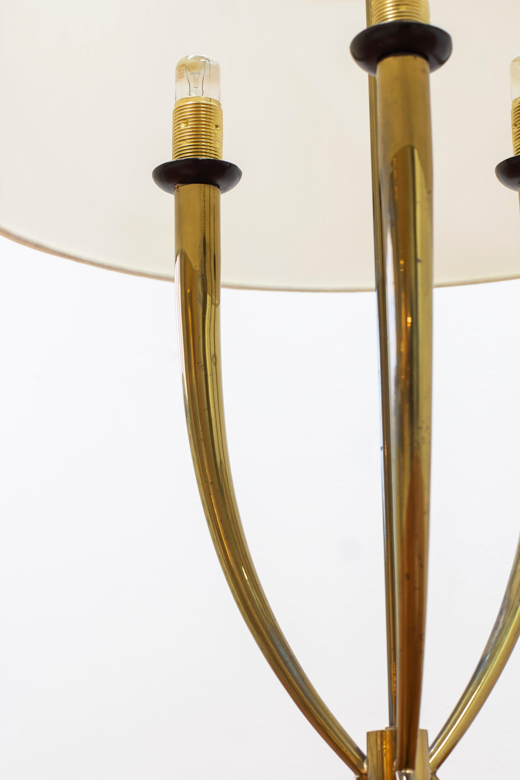 Mid century brass tripod table lamp