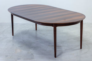 Dining table by Arne Vodder