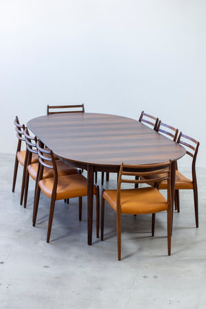 Dining table by Arne Vodder